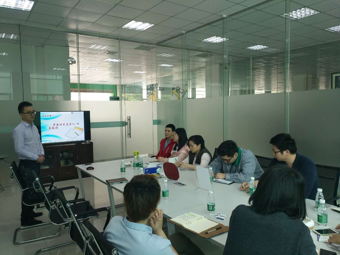 祝贺罗庚机器人签约顺景华体会体育(中国)hth·官方网站-登录入口